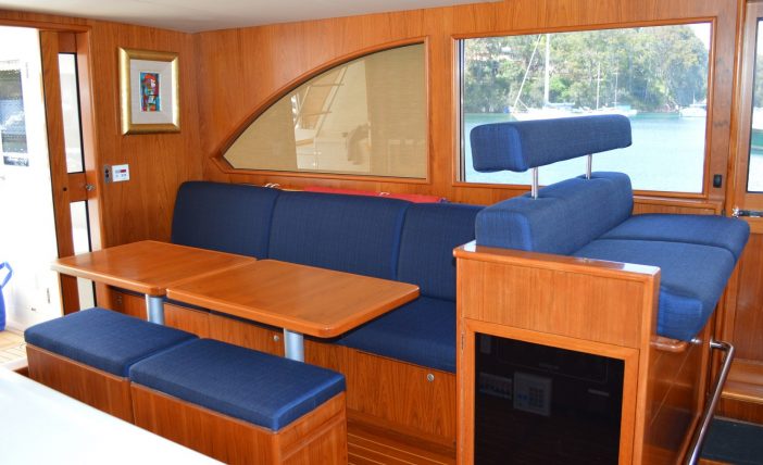 Bay Cruser 60 - Saloon